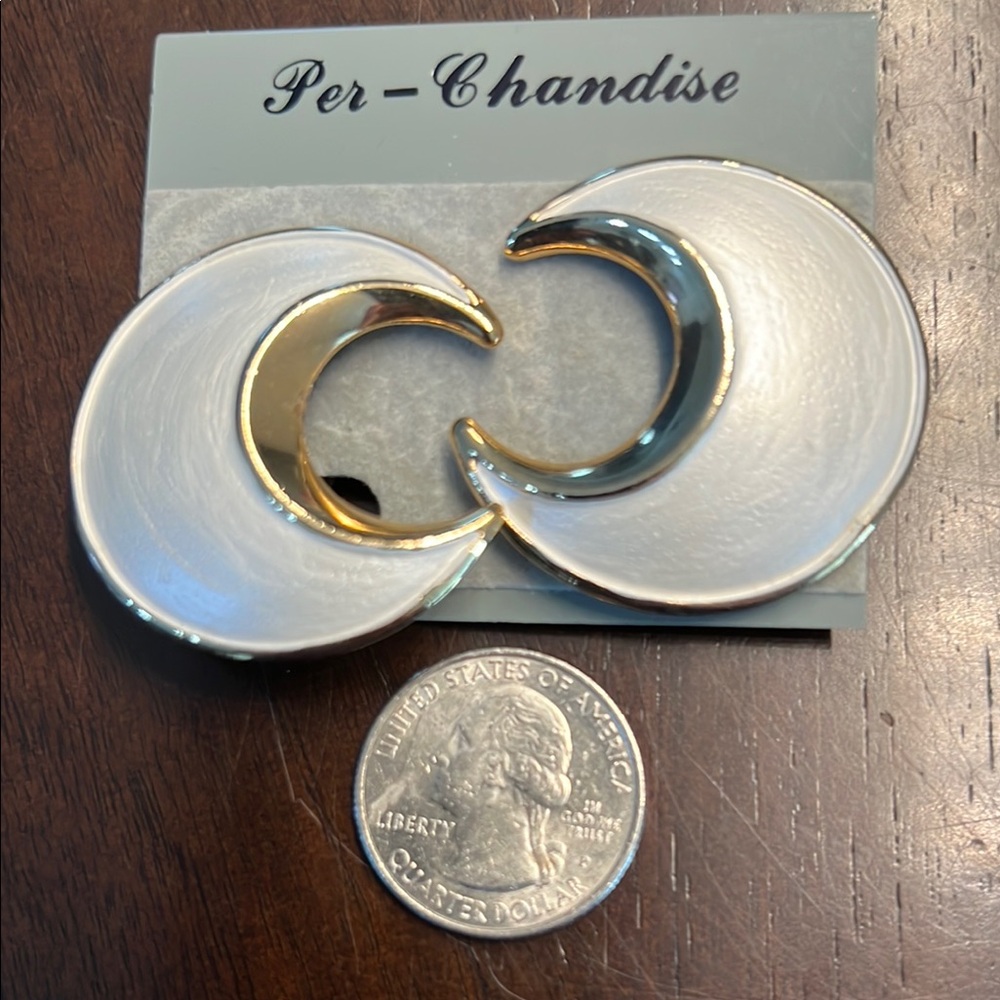 Gold-tone edge with Liquidy Silver/Pearl-ish White center Crescent Clip Earrings - Picture 1 of 5